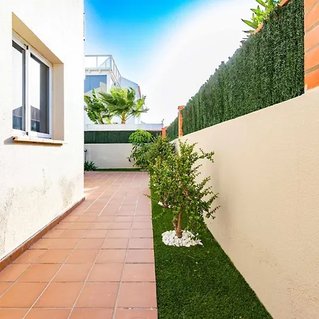 Sea Sounds Villa *